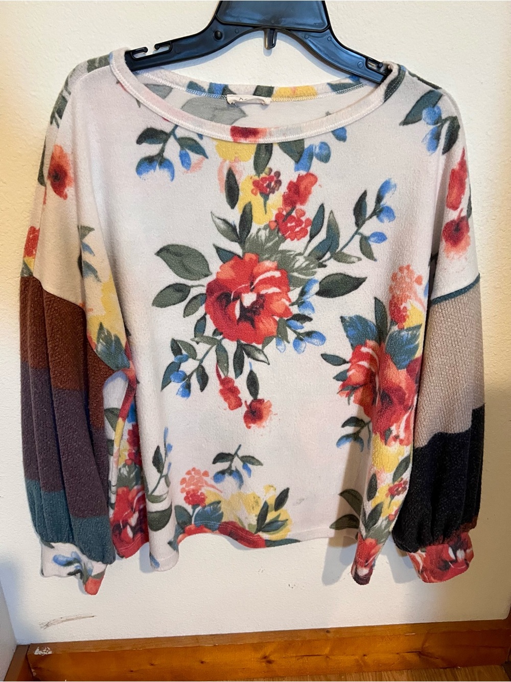 ODDY Cream Floral Crewneck Sweater with Multicolor Sleeve Panels